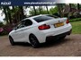 BMW 2-Serie Coupé M235i High Executive | M-pakket | Panorama | HANGESCHAKELD | H&K | Apple Carplay | Stoelverwarming | Historie |