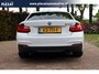 BMW 2-Serie Coupé M235i High Executive | M-pakket | Panorama | HANGESCHAKELD | H&K | Apple Carplay | Stoelverwarming | Historie |