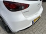 Mazda 2 1.5 e-SkyActiv-G 90 Homura Aka | Achteruitrijcamera | Stoel/stuurverwarming | Apple Carplay/Android Auto | Climate control | Lichtmetalen velgen | Half Leder |