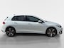 Volkswagen Golf 1.4 eHybrid GTE | 1e eigenaar | Dealer onderhouden! | Panoramdak | Head-up Display | Dealeronderhouden | Stoelverwarming en ventilatie voorzijde | IQ koplampen | 12 maanden garantie!