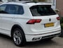 Volkswagen Tiguan 1.4 TSI AUT6 EHYBRID 2X R-LINE + 66D.KM! PANOADAK NAVI CAMERA DIGI-DASH APPLE-CARPLAY LED LMV PDC