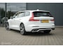 Volvo V60 2.0 T8 Recharge AWD R-Design | LED | Pilot Assist | ACC | Electrische stoelen | Memory | DAB+ | Carplay