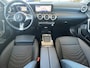 Mercedes-Benz A-klasse 250 e Business Line Navigatie Camera Carplay 18 Inch Velgen Stoel en Stuur Verwarming Keyless Led Sfeerverlichting Nightpakket Getint Glas
