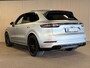 Porsche Cayenne 3.0 E-Hybrid SPORT DESIGN-PANO-SPORT CHRONO-14 VOUDIG-VIERWIELBESTURING-HEAD-UP-ZEER COMPLEET