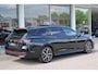 Volkswagen Passat Variant 1.5 eHybrid 272pk R-Line Edition | SoH 100% | Panoramadak | Trekhaak | Harman/Kardon | Head-up