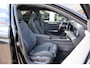 Volkswagen Passat Variant 1.5 eHybrid 272pk R-Line Edition | SoH 100% | Panoramadak | Trekhaak | Harman/Kardon | Head-up