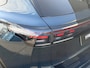Volkswagen Tiguan 1.5 eHybrid 272pk R-Line Black Style DSG Lederen Interieur met massagefunctie / Trekhaak / Panoramadak / 20"LM velgen / Navigatie Fabrieksgarantie tot 25-07-2030 of 100.000 km