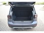 Volkswagen T-Cross 1.0 TSI 110PK R-Line | TREKHAAK | 18 INCH | NAVIGATIE | STOELVERW. | CAMERA | ADAPT. CRUISE
