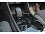 Volvo EX40 Performance Ultra 82 kWh - Panorama/schuifdak - IntelliSafe Assist & Surround - 360º Camera - Harman/Kardon audio - Adaptieve LED koplampen - Verwarmde voorstoelen, stuur & achterbank - Parkeersensoren voor & achter - Warmtepomp - Extra getint glas - Inklapbare trekhaak - 20' LMV