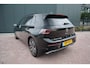Volkswagen Golf 1.5 eHybrid Style Edition 266 PK Matrix Koplampen Electrische stoel met masage  Uitklapbare trekhaak Etc. Etc.