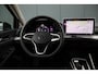 Volkswagen Golf 1.5 eHybrid Style Edition 266 PK Matrix Koplampen Electrische stoel met masage  Uitklapbare trekhaak Etc. Etc.