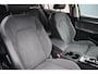 Volkswagen Golf 1.5 eHybrid Style Edition 266 PK Matrix Koplampen Electrische stoel met masage  Uitklapbare trekhaak Etc. Etc.