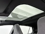 Volkswagen Golf 1.5 eTSI R-Line Business 150 PK | R-Line | Automaat | Panoramadak | Stoelverwarming | App Connect | Adaptive Cruise Control | Navigatie |