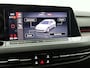 Volkswagen Golf 1.5 eTSI R-Line Business 150 PK | R-Line | Automaat | Panoramadak | Stoelverwarming | App Connect | Adaptive Cruise Control | Navigatie |