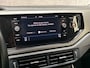 Volkswagen Polo 1.0 TSI Sportline Automaat (VIRTUAL COCKPIT, APPLE CARPLAY, GROOT NAVI, CAMERA, CLIMATE, SPORTSTOELEN, ADAPTIVE CRUISE, TREKHAAK, NIEUWSTAAT)