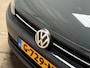 Volkswagen Polo 1.0 TSI Sportline Automaat (VIRTUAL COCKPIT, APPLE CARPLAY, GROOT NAVI, CAMERA, CLIMATE, SPORTSTOELEN, ADAPTIVE CRUISE, TREKHAAK, NIEUWSTAAT)