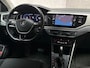 Volkswagen Polo 1.0 TSI Sportline Automaat (VIRTUAL COCKPIT, APPLE CARPLAY, GROOT NAVI, CAMERA, CLIMATE, SPORTSTOELEN, ADAPTIVE CRUISE, TREKHAAK, NIEUWSTAAT)