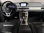 Volvo V70 1.6 T4 R-Design 179Pk Automaat (NAVIGATIE, LEDER, CLIMATE, STOELVERWARMING, SPORTSTOELEN, PARKEERSENSOREN, CRUISE, NIEUWE APK, NIEUWSTAAT)