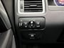 Volvo V70 1.6 T4 R-Design 179Pk Automaat (NAVIGATIE, LEDER, CLIMATE, STOELVERWARMING, SPORTSTOELEN, PARKEERSENSOREN, CRUISE, NIEUWE APK, NIEUWSTAAT)
