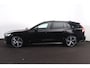Volvo V60 T6 Plug-in hybrid AWD Plus Dark - Panorama/schuifdak - Nappaleder met ventilatie - Exterieur Styling Pakket - IntelliSafe Assist & Surround - 360º Camera - Head-up Display - Harman/Kardon audio - Elektrisch verstel. voorstoelen met geheugen - Verwarmbare voorstoelen voor achter & stuurwiel - 19' wielen