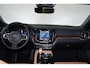 Volvo V60 T6 Plug-in hybrid AWD Plus Dark - Panorama/schuifdak - Nappaleder met ventilatie - Exterieur Styling Pakket - IntelliSafe Assist & Surround - 360º Camera - Head-up Display - Harman/Kardon audio - Elektrisch verstel. voorstoelen met geheugen - Verwarmbare voorstoelen voor achter & stuurwiel - 19' wielen