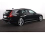 Volvo V60 T6 Plug-in hybrid AWD Plus Dark - Panorama/schuifdak - Nappaleder met ventilatie - Exterieur Styling Pakket - IntelliSafe Assist & Surround - 360º Camera - Head-up Display - Harman/Kardon audio - Elektrisch verstel. voorstoelen met geheugen - Verwarmbare voorstoelen voor achter & stuurwiel - 19' wielen