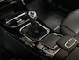 Mercedes-Benz A-klasse 160 Sport (APPLE CARPLAY, GROOT NAVI, CAMERA, LEDER, ZWART HEMEL, SPORTSTOELEN, CRUISE, LANE ASSIST, NIEUWSTAAT)