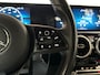 Mercedes-Benz A-klasse 160 Sport (APPLE CARPLAY, GROOT NAVI, CAMERA, LEDER, ZWART HEMEL, SPORTSTOELEN, CRUISE, LANE ASSIST, NIEUWSTAAT)