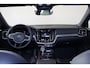 Volvo V60 T6 Recharge AWD Plus Dark - IntelliSafe Assist & Surround - 360º Camera - Harman/Kardon audio - Verwarmde voorstoelen, stuur & achterbank - Parkeersensoren voor & achter - Elektr. bedienb. voorstoelen met geheugen - Inklapbare trekhaak - 18' LMV