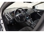 Ford Focus 1.6 TI-VCT First Edition [ Stoelverwarming Cruise control Half leder ]
