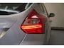 Ford Focus 1.6 TI-VCT First Edition [ Stoelverwarming Cruise control Half leder ]