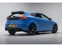 Volvo V40 2.5 T5 5-CILINDER! 254pk R-Design Summum Aut. [ Pano Memory ACC Stoelverwarming v+a ]