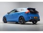 Volvo V40 2.5 T5 5-CILINDER! 254pk R-Design Summum Aut. [ Pano Memory ACC Stoelverwarming v+a ]
