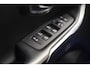 Volvo V40 2.5 T5 5-CILINDER! 254pk R-Design Summum Aut. [ Pano Memory ACC Stoelverwarming v+a ]