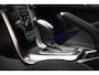 Volvo V40 2.5 T5 5-CILINDER! 254pk R-Design Summum Aut. [ Pano Memory ACC Stoelverwarming v+a ]