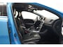 Volvo V40 2.5 T5 5-CILINDER! 254pk R-Design Summum Aut. [ Pano Memory ACC Stoelverwarming v+a ]