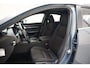 Mazda 3 2.0 e-SkyActiv-X Mild-Hybrid 180pk Comfort met Bose Aut. [ LED Navi Camera Stoelverwarming ]
