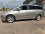 Mitsubishi Grandis 2.4-16V Limited 7 pers. van 1ste Eig met parkeersensoren en navigatie en bluetooth telefoon en airco
