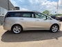 Mitsubishi Grandis 2.4-16V Limited 7 pers. van 1ste Eig met parkeersensoren en navigatie en bluetooth telefoon en airco