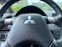 Mitsubishi Grandis 2.4-16V Limited 7 pers. van 1ste Eig met parkeersensoren en navigatie en bluetooth telefoon en airco