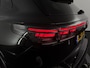 Volkswagen Tiguan 1.5 eHybrid R-Line Edition 272pk | Trekhaak 2.000kg trekgewicht | Panoramadak | Massagestoelen | PHEV | 360 graden camera |