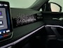 Volkswagen Tiguan 1.5 eHybrid R-Line Edition 272pk | Trekhaak 2.000kg trekgewicht | Panoramadak | Massagestoelen | PHEV | 360 graden camera |