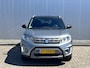 Suzuki Vitara 1.6 Exclusive Bi-Tone NL Auto Trekhaak Navi Stoel Verwarming 1200KG Treklast