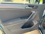Volkswagen Tiguan 1.4 TSI eHybrid Active 245pk Trekhaak HUD Stoelverwarming Stuurverwarming Carplay