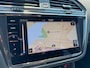Volkswagen Tiguan 1.4 TSI eHybrid Active 245pk Trekhaak HUD Stoelverwarming Stuurverwarming Carplay