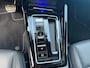 Volkswagen Golf 2.0 TSI 8 R 4Motion 333PK! Akra Pano Clima Leer HUD BOMVOL!