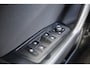 Volkswagen T-Roc 1.5 TSI 150pk DSG Sport Business R-Line | Trekhaak | Elektrische Achterklep | Stoelverwarming | Achteruitrijcamera