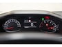 Peugeot 208 208 1.2 PureTech Blue Lease Active [ Navi Cruise Trekhaak ]