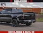 Dodge Ram BLACK BEAST HULK 5.7 V8 | HUD | WIDE BODY | BOM VOL | CREW CAB DUBBELE CABINE | 5 PERSOONS | MEGA DIKKE LIMITED BLACK ON BLACK | ZO GOED ALS NIEUW |