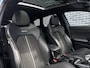 Kia Ceed SportsWagon 1.4 T-GDI GT-PlusLine | Panoramadak | Achteruitrijcamera | JBL Audio | Sportstoelen | Stoelverwarming voor en achter | LED Koplampen | Keyless Entry | Navigatie |